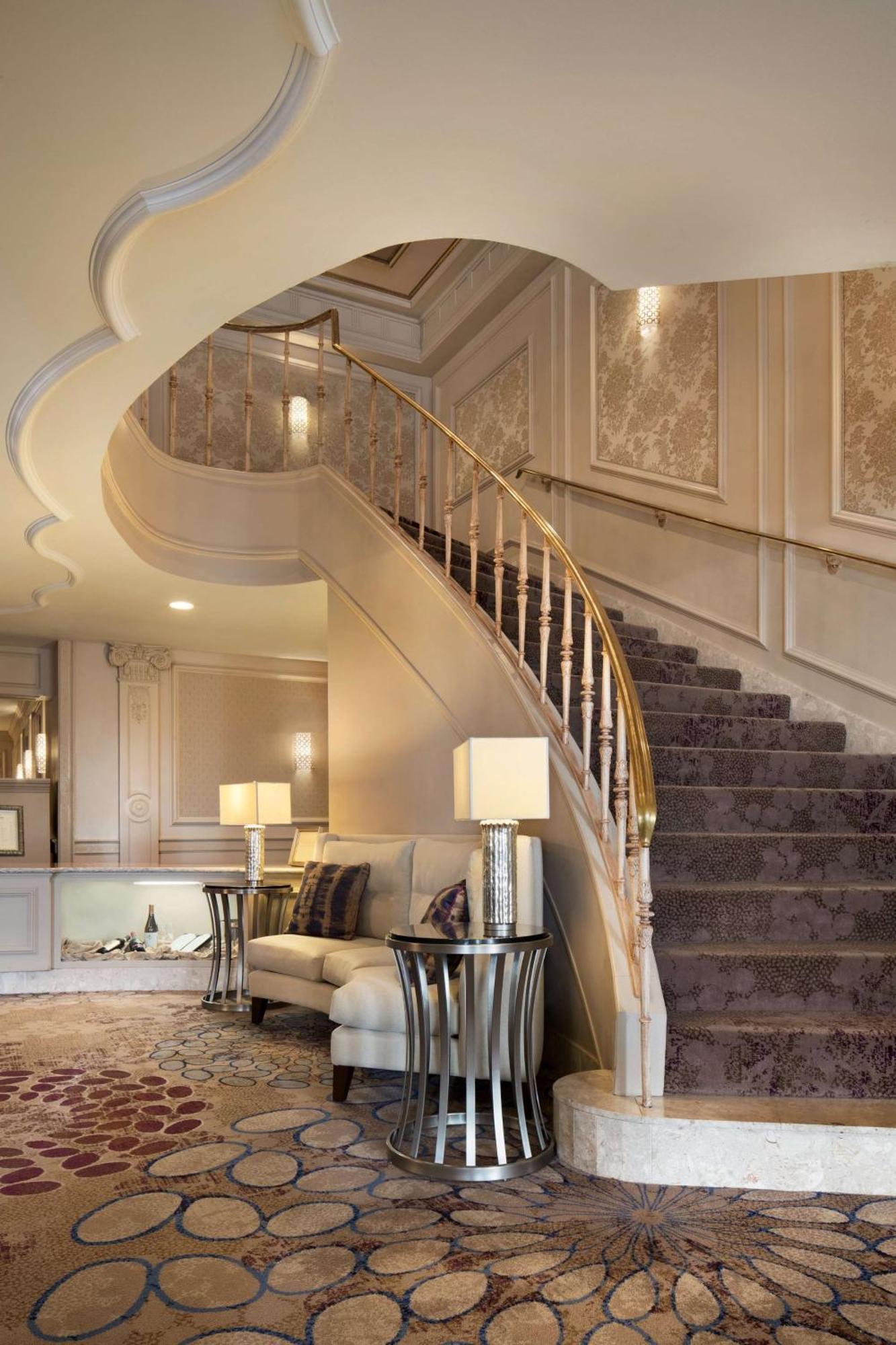 Hilton St. Louis Frontenac Buitenkant foto