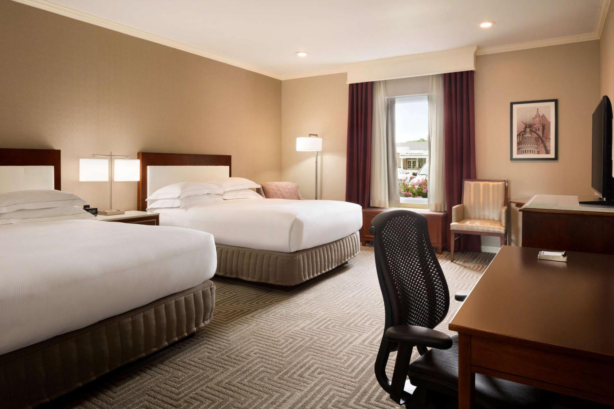 Hilton St. Louis Frontenac Buitenkant foto